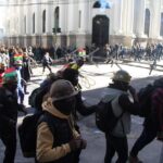 Enfrentamientos, tensión y gasificación en La Paz