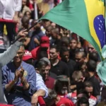 Lula defiende su decisión de prohibir las apuestas deportivas en un mitin en São Paulo