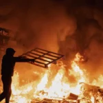 Francia: Detienen a 1.200 personas en las protestas que dejan 150 policías heridos
